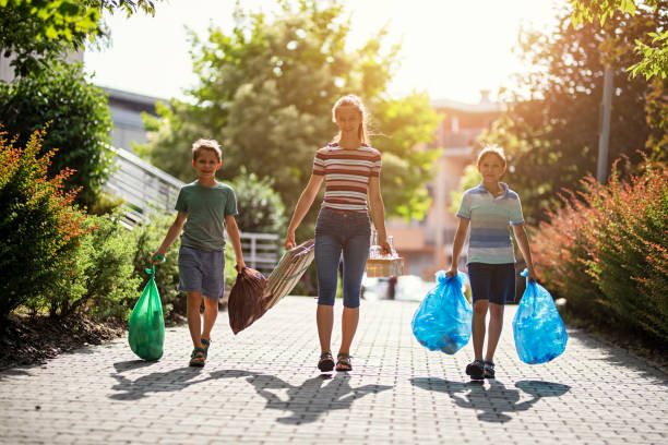 Best Junk Hauling Services  in Lan, MI